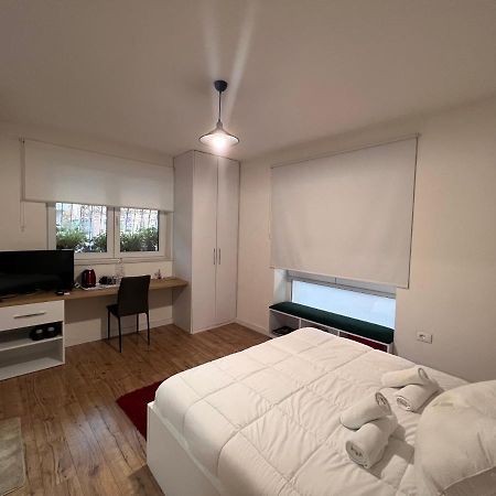 Grand Park & Bllok Area Rooms Tirana Exteriör bild