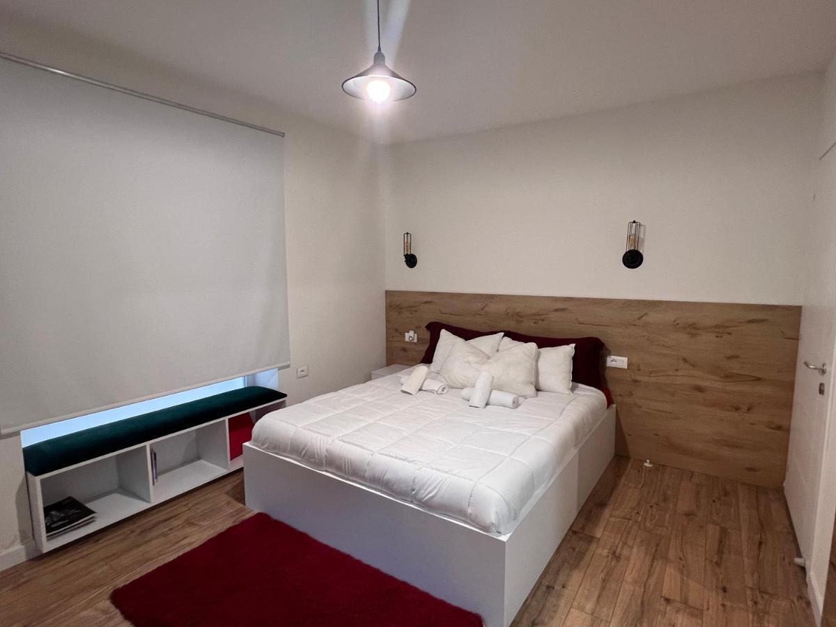 Grand Park & Bllok Area Rooms Tirana Exteriör bild